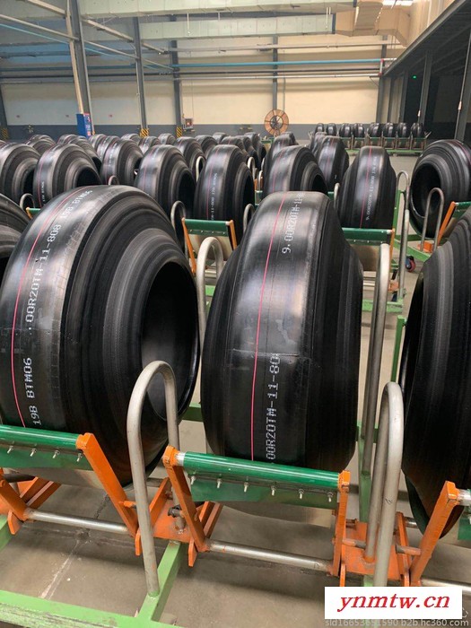 315/80R22.5卡车客车车胎 货车轮胎 三线块花花纹**